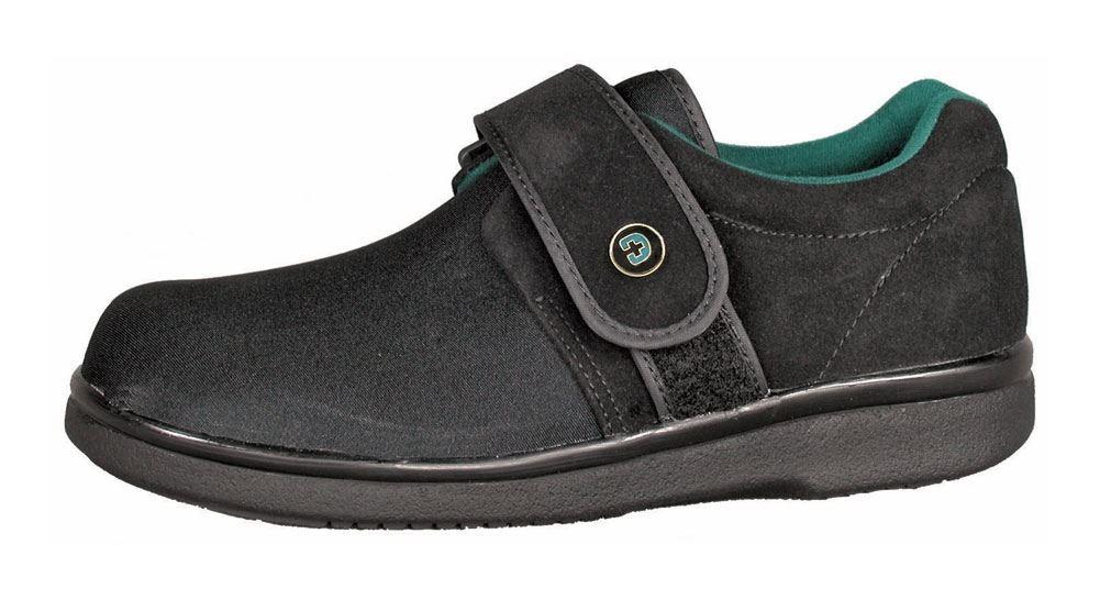 size 11 wide womens shoes