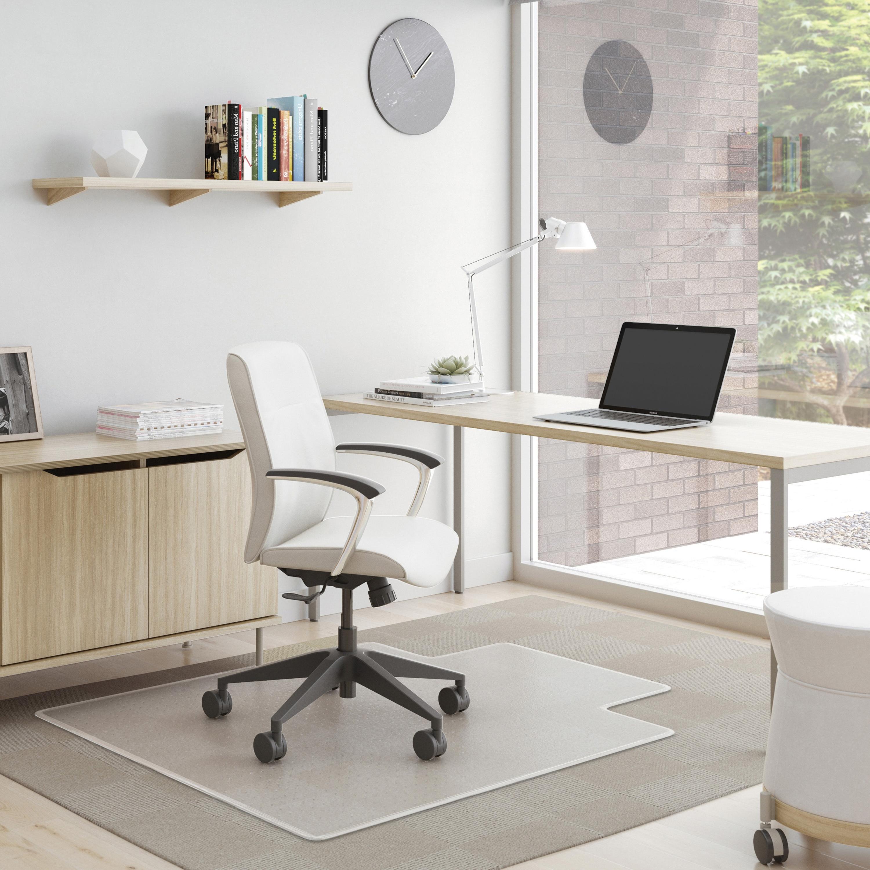 Chairmat, Wide, 46"x60", Lip 25"x12", Beveled Edge, Clear