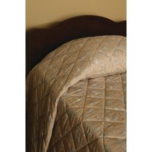 Foliole Quilted Bedspread