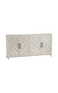 Phoebe Credenza