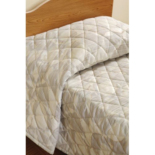 Forest Floor Quilted Bedspread Throw 70 W X 110 L A9721