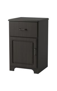 Quick-Ship Williamsburg 1 Door Bedside Cabinet